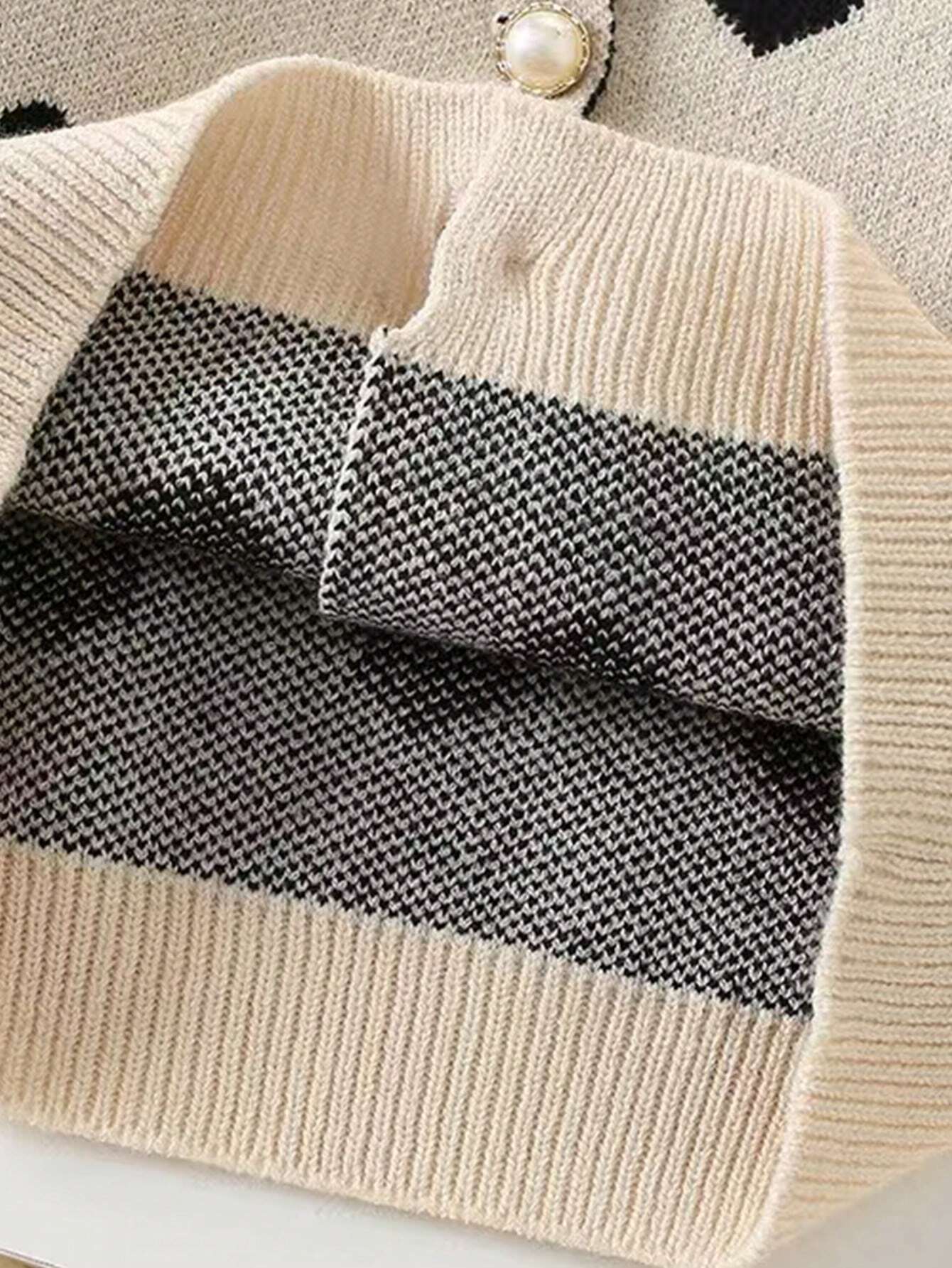 Kinder Sweaterjurk met Knoopsluiting en Plooirok – Comfort & Stijl