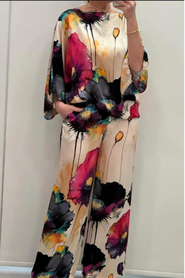 Luxe Damespak met Bloemenprint en Elegante Pasvorm