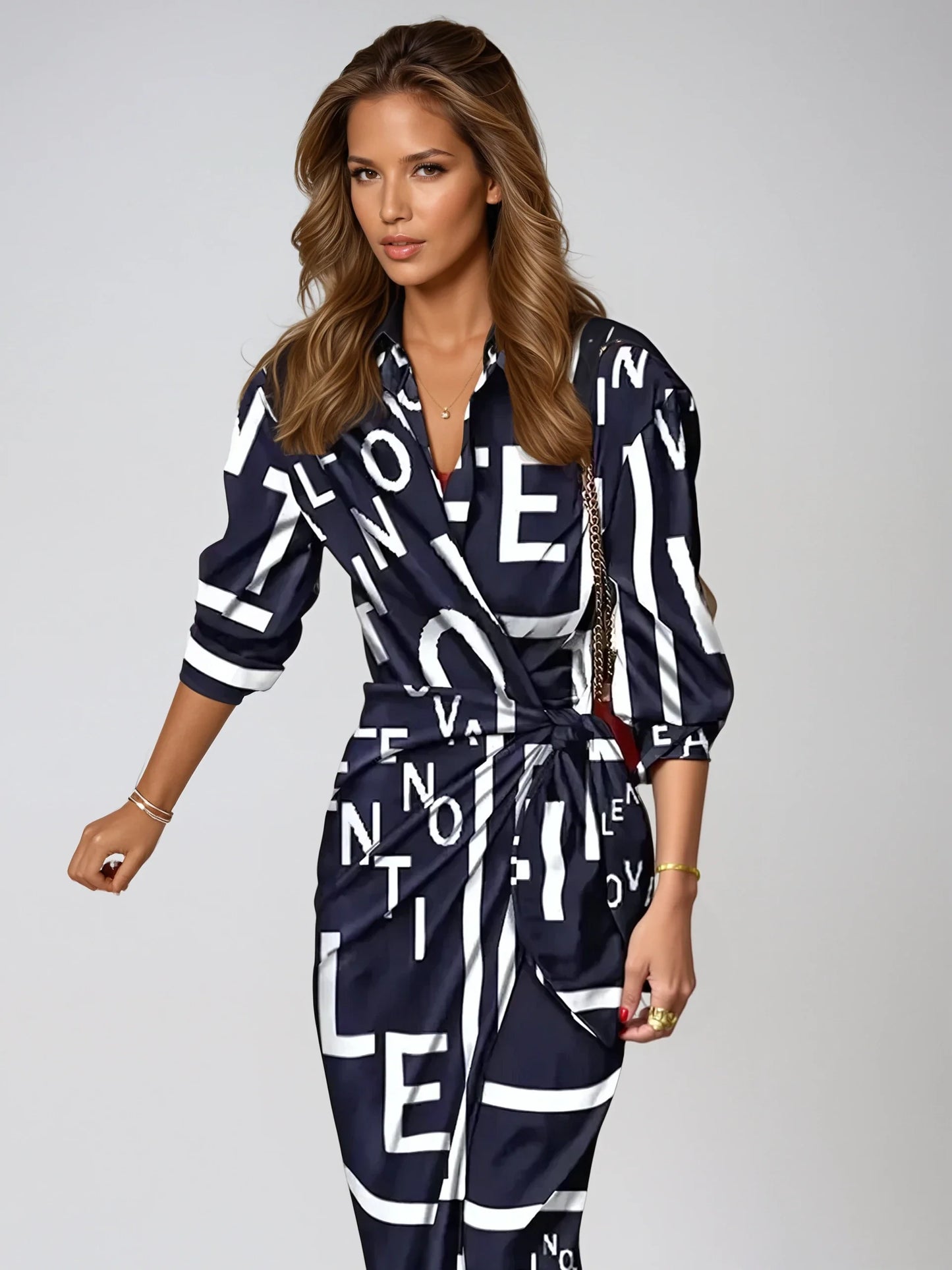 Gestreepte Wikkeljurk Dames – Levendige & Chic Zomerjurk met Tailleband