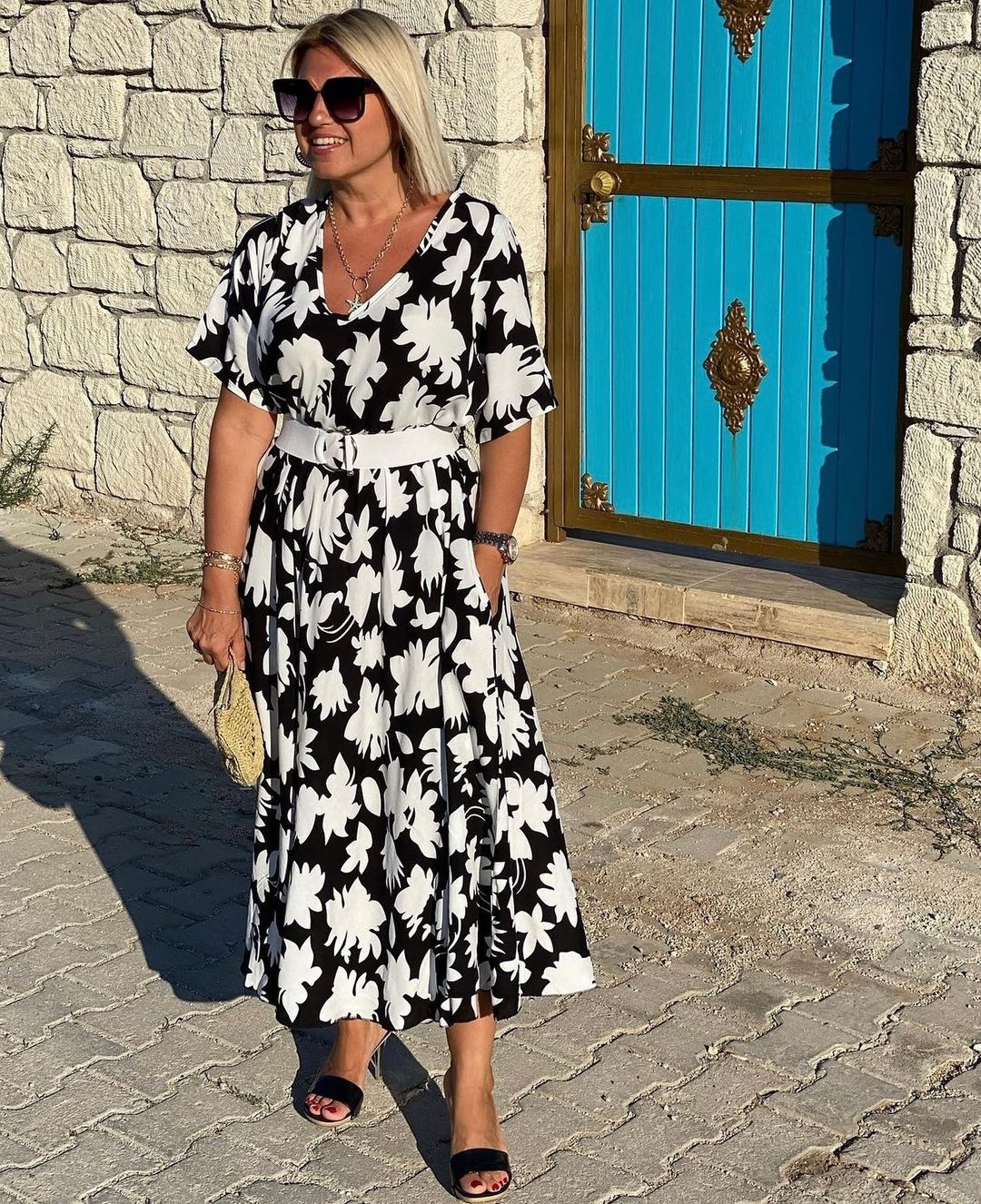 Dolce Vita Maxi Dress – Floral Print & Sunny Feminine Style