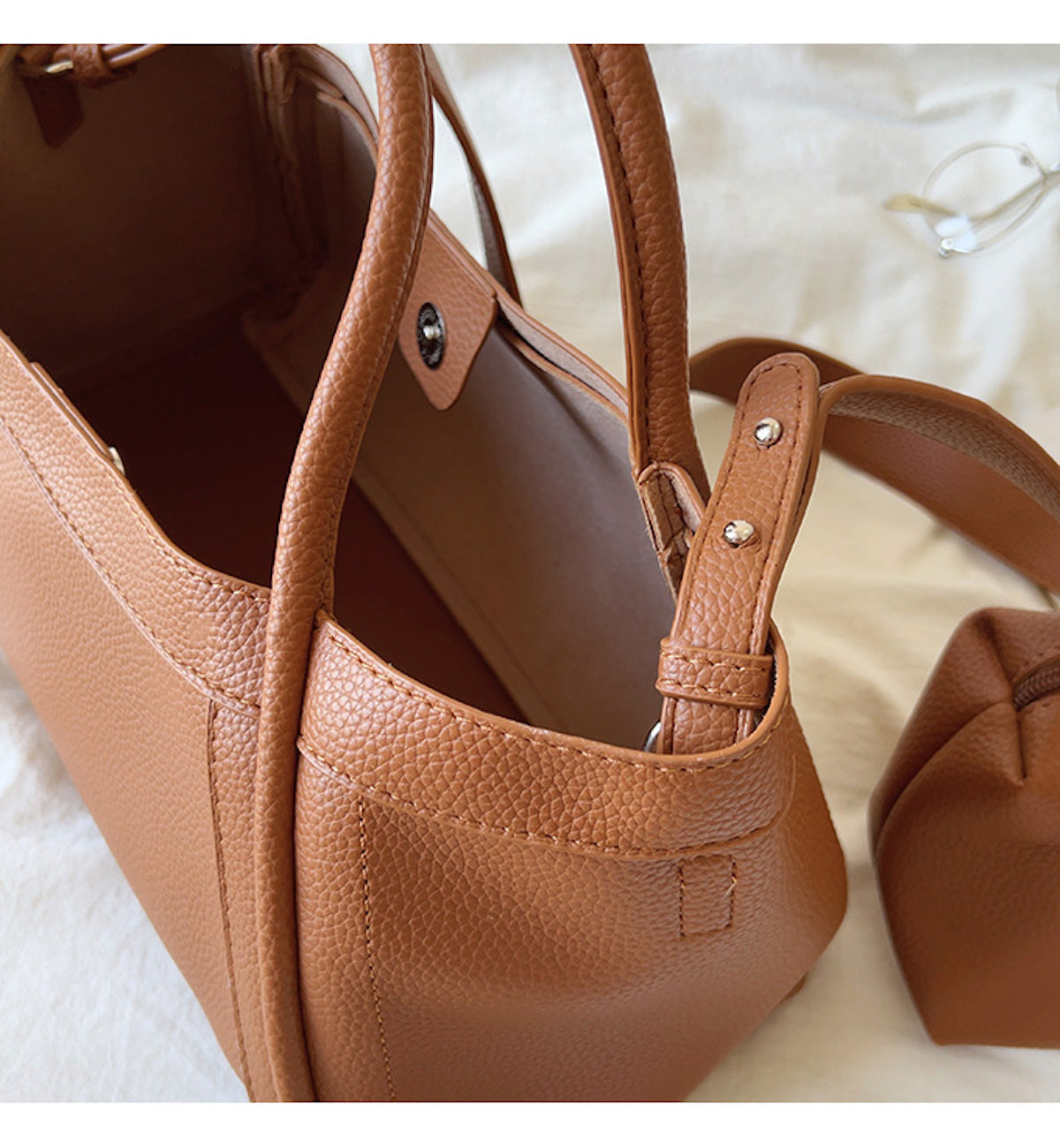 Retro Leren Schoudertas met Ruim Compartiment voor Werk & Dagelijks Gebruik