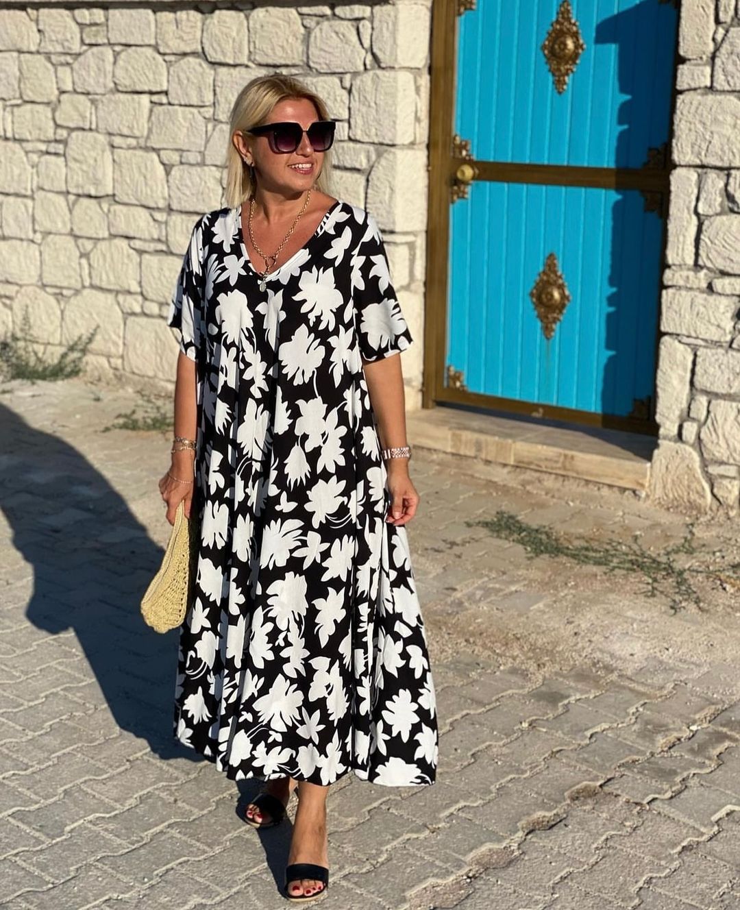 Dolce Vita Maxi Dress – Floral Print & Sunny Feminine Style