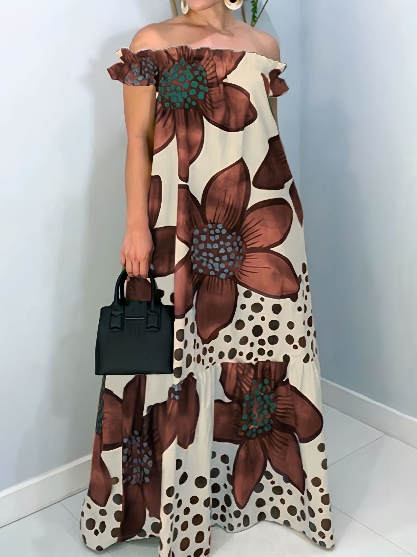 Plus Size Boho Maxi Jurk met Bloemenprint en Schoudervrije Halslijn