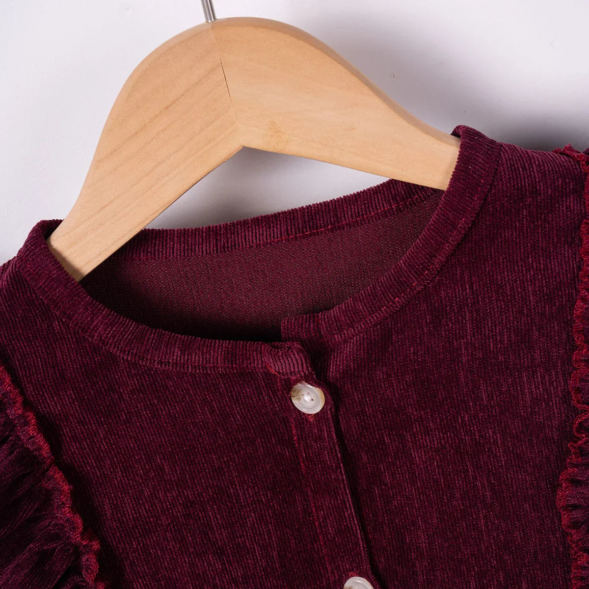 Luchtige Kinderjurk met Ruches en Lange Mouwen – Voor Elke Gelegenheid