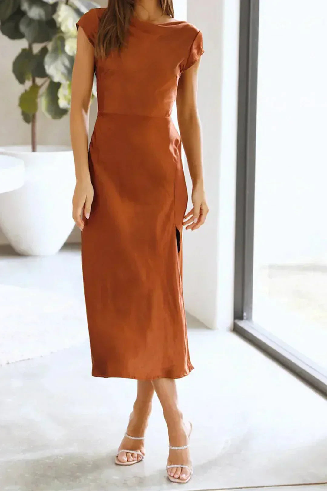 Elegant Satin-Look Dress for Weddings & Evening Events